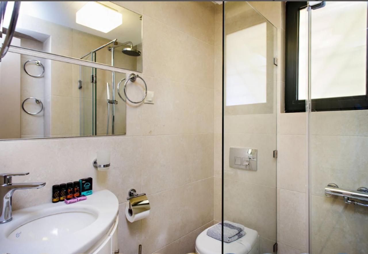 Lili Apartments,Oasis 2,5 Km From Hania Center Parigoria 外观 照片